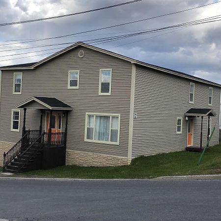 Stanley House Motel Кларенвил Екстериор снимка